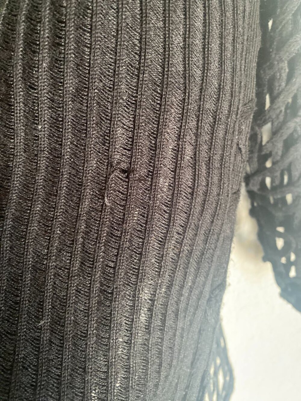 Vintage Black Crochet Open Work Tunic Sweater Rosette Macrame Sleeve Lagenlook - Picture 12 of 12